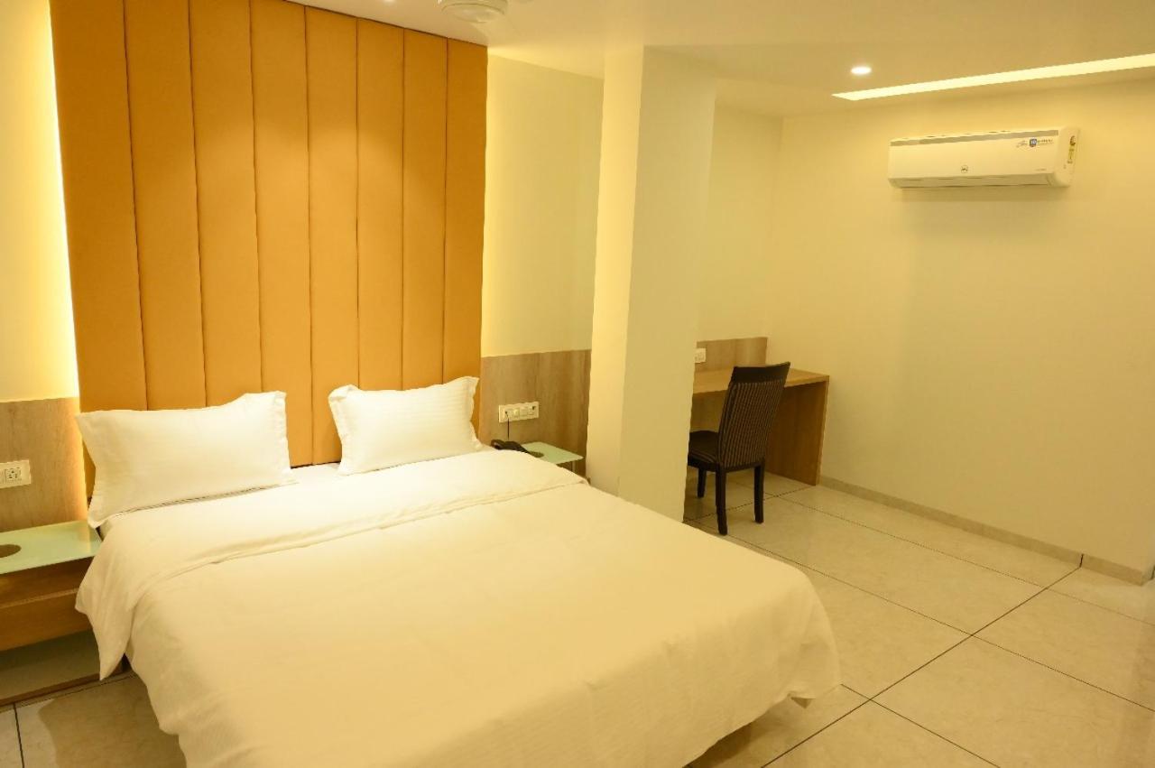 Hotel Parqotel Arnāla Kültér fotó